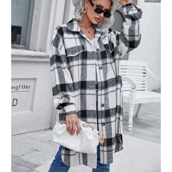 Plaid Drop Shoulder Button Oversized Coat - Picture 4 of 12